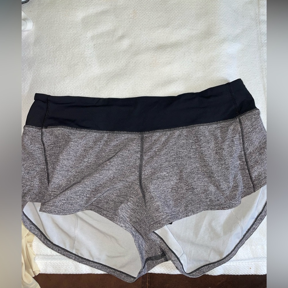Lululemon shorts size 8